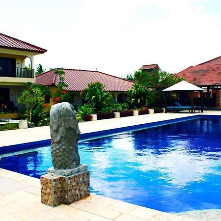 Lombok Beach Hotel Montongbuwoh ภายนอก รูปภาพ