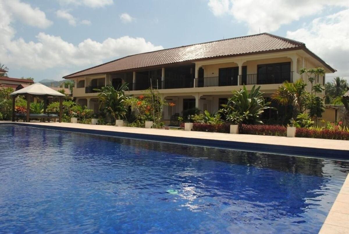Lombok Beach Hotel Montongbuwoh ภายนอก รูปภาพ